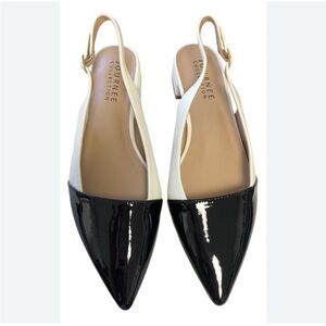 Journee Collection flats!  Beautiful!​​